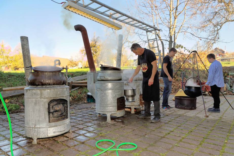 Hof-Metzgete bei Budligers