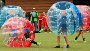Elia, der "Ruud Gullit" von Sulz/LU am 2. Bubble Fussball Turnier des FC Hitzkirch auf dem Sportplatz Hegler Hitzkirch.