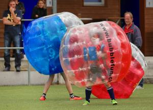Elia, der "Ruud Gullit" von Sulz/LU am 2. Bubble Fussball Turnier des FC Hitzkirch auf dem Sportplatz Hegler Hitzkirch.
