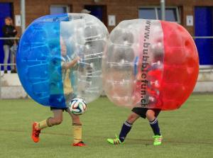 Elia, der "Ruud Gullit" von Sulz/LU am 2. Bubble Fussball Turnier des FC Hitzkirch auf dem Sportplatz Hegler Hitzkirch.
