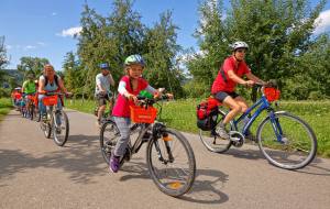 "Sonntagseinkauf" im Land der Obstbäume bei Altwis (Photo by: www.studhalter.org)