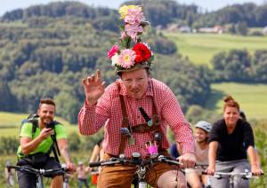 Alpabfahrt per Bike (Photo by: www.studhalter.org)