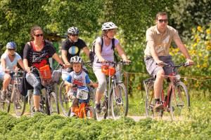 Sonntagsplausch im Land der Obstbäume bei Altwis (Photo by: www.studhalter.org)