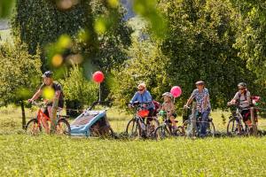 Sonntagsplausch im Land der Obstbäume bei Altwis (Photo by: www.studhalter.org)
