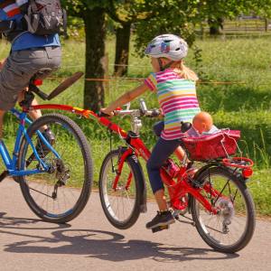 Velo mit Tandemstange und Puppenkorb (Photo by: www.studhalter.org)