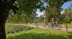 Sonntagsplausch im Land der Obstbäume bei Altwis (Photo by: www.studhalter.org)