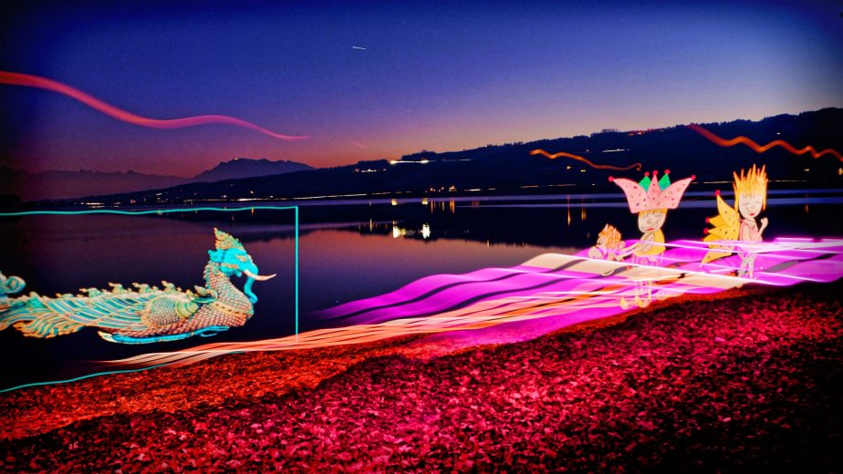 Impressionen Lichtmalen / Light Painting mit Taschenlampe und Pixelstick am Ufer des Badeggersees in der Badi Gelfingen.