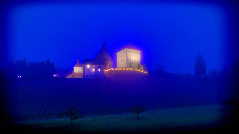 Impressionen Ligth Painting (Lichtmalen) mit Pixelstick unterhalb Schloss Heidegg.