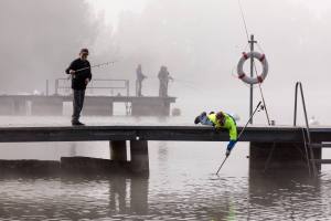 Fischem mit totalem Körpereinsatz...
