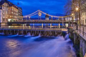 Reusswehr, Reussbrücke und Kapellturm