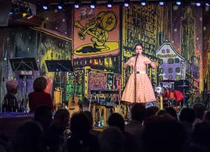 Abendessen und Konzert/Show mit Frölein da Capo und Band QUERBEET im Stadtkeller Luzern.