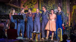 Abendessen und Konzert/Show mit Frölein da Capo und Band QUERBEET im Stadtkeller Luzern.