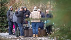 Neujahrstreff der Korporation Sulz beim ehemaligen Sulzer "Sprötzehüsli" (verpflanzt auf den höchsten und kältesten Punkt des Sulzer Waldes).