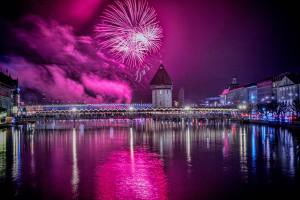 Neujahrsfeuerwerk 2018 by Thomi Studhalter