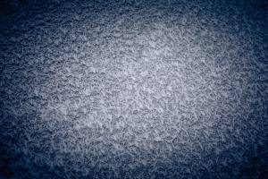 Winterliche Idylle auf dem Moorbärpfad im tiefverschneiten Kaltbad.