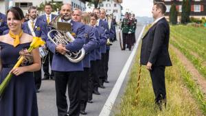 Die Schonger Musig wird ausgerichtet...