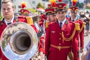 Farbenfrohe Musikgesellschaft Altishofen
