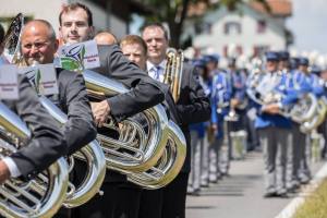 Stillgestanden für den Juror: Musikgesellschaft Hohenrain